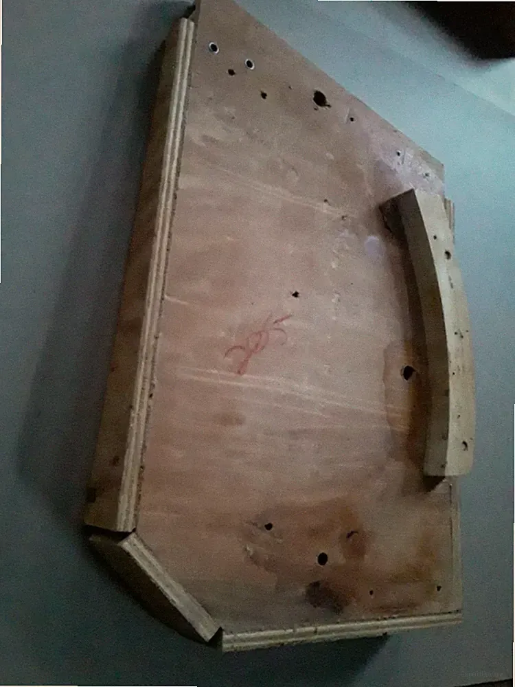 La-Z-Boy Recliner Wood Side Panel Frame (Right Side) with Spring Mount Block